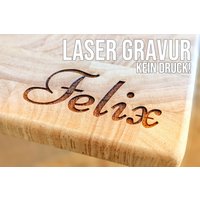 Frühstücksbrettchen Holz Mit Gravur Namen | 26 X 18 cm Gummibaum Holzbrettchen Continenta 4015 Vesperbrettchen Personalisiert Frühstücksbrettchen Holz Mit Gravur Namen | 26 X 18 cm Gummibaum Holzbrettchen Continenta 4015 Vesperbrettchen Personalisiert von LogoGlas