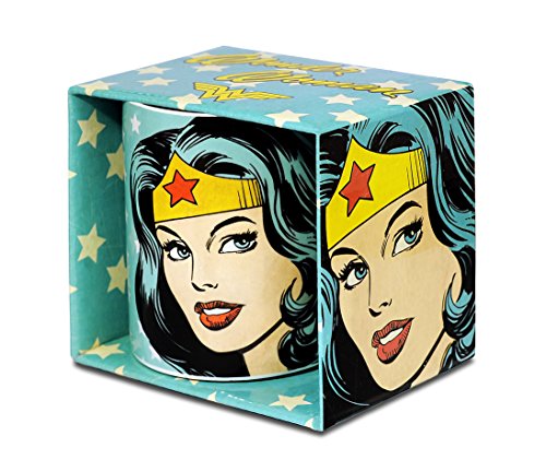 Logoshirt® DC Comics - Wonder Woman I Portrait I Porzellan Tasse Kaffeebecher, 300 ml I in Farbiger Geschenkverpackung I Lizenziertes Original Design von Logoshirt