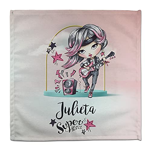 Kinder Servietten Junge. Servietten personalisiert. Personalisiert Geschenke. Etliche Motiven. Star von LolaPix