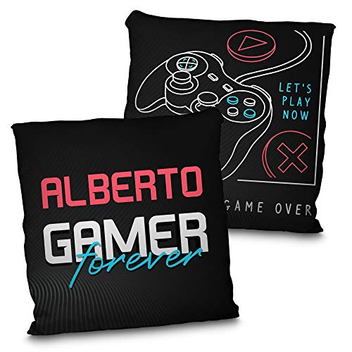 LolaPix Forever Gamer-Kissen. Personalisiertes Kissen mit Namen. Personalisiertes Geschenk für Geeks. 100% beidseitiger Druck. Inklusive Füllung. Verschiedene Größen. Gamer Forever von LolaPix