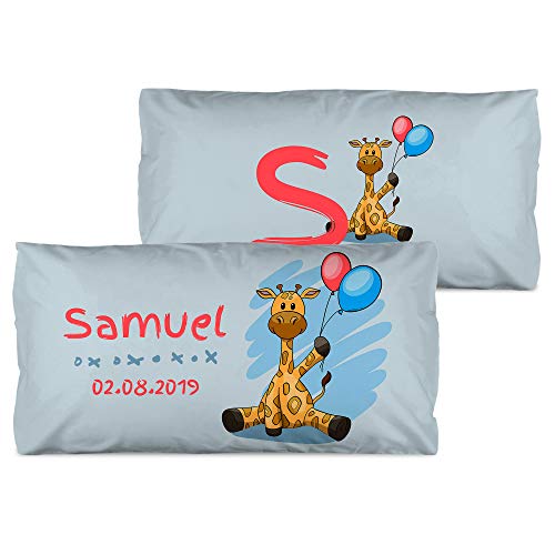 LolaPix Rechteckiges Kinderkissen Personalisiert mit Name. Geschenke für Kinder. Füllung enthalten. Verschiedene Designs zur Auswahl. Verschiedene Größen zur Auswahl. Blaue Giraffe LolaPix Rechteckiges Kinderkissen Personalisiert mit Name. Geschenke für Kinder. Füllung enthalten. Verschiedene Designs zur Auswahl. Verschiedene Größen zur Auswahl. Blaue Giraffe von LolaPix