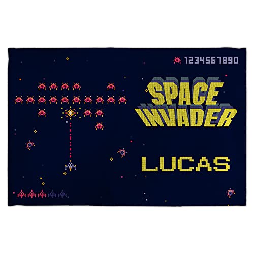 Platzset mit Namen. Tischset Kinder. Platzdeckchen Abwaschbar Kinder. Tischset mit Namen. 30x45 cm. Personalisierte Geschenke. Space Invaders von LolaPix