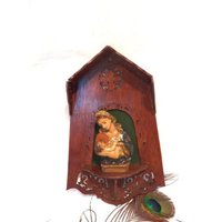 Büste Jungfrau Maria, Mit Holzkapelle, Kind, Alte Unserer Lieben Frau, Gips-Skulptur, Skulptur 1940 Büste Jungfrau Maria, Mit Holzkapelle, Kind, Alte Unserer Lieben Frau, Gips-Skulptur, Skulptur 1940 von LolaReligiousAntique