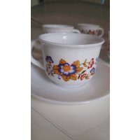 Arcopal 2 Tassen Mit Untertasse Nutella 80Er Jahre - Vintage Design Blumenkollektion Arcopal 2 Tassen Mit Untertasse Nutella 80Er Jahre - Vintage Design Blumenkollektion von LolaVintageDesign