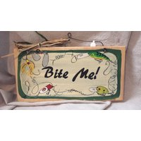 Handbemaltes Holzschild Bass Von Hand Angeln Lures Handbemaltes Holzschild Bass Von Hand Angeln Lures von Lookforthesign