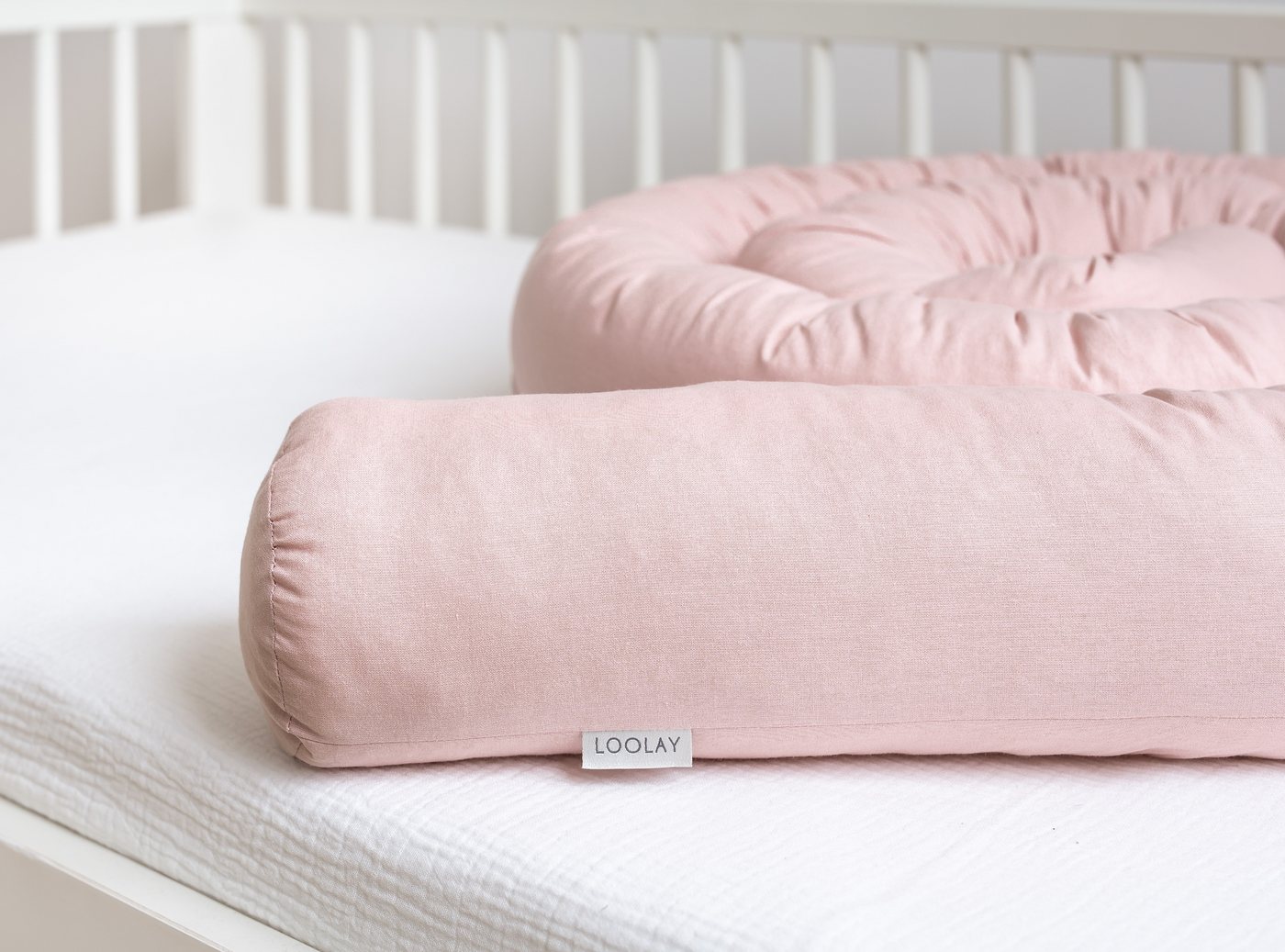 Loolay Nestchenschlange 100% ROSA Baumwolle Multifunktion PREMIUM Bettschlange Stoffschlange, (STAUBROSA Bettumrandung Krabbeldecke Babybett Umrandung Schlange Bett Kopfschutz, Zierkissen Bettrolle Dekokissen Zugluftstopper ALTROSA GESCHENK), LOOLAY® - 100% Europäische Stoffe und Kleinserien-Nähen! von Loolay