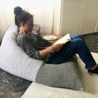 Grobstrick Sitzsack Bodenkissen Aus Recycelter Baumwolle - Modernes Home Dekor von LoopingHome