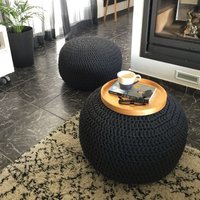 Schwarzer Grobstrick Pouf Runder Ottomane, Industrie Dekor von LoopingHome
