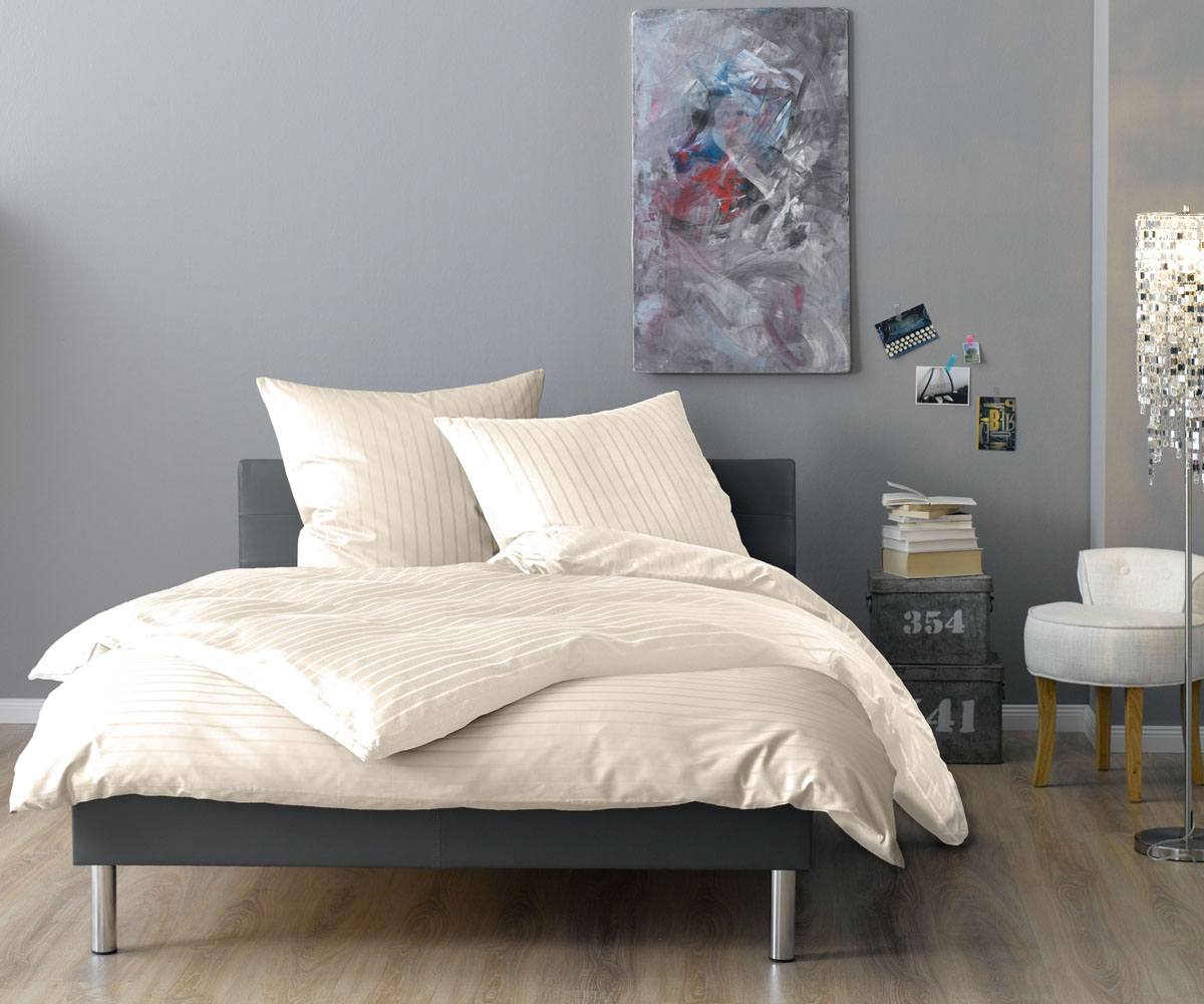Lorena Mako-Satin Streifen-Bettwäsche Verona natur Kissenbezug 40x80cm Lorena Mako-Satin Streifen-Bettwäsche Verona natur Kissenbezug 40x80cm von Lorena