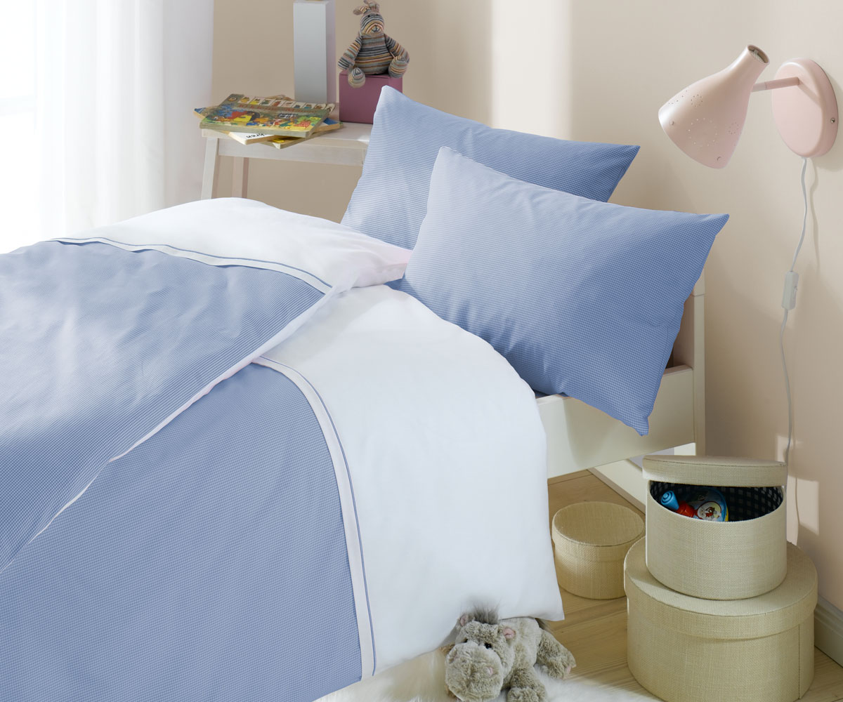 Lorena Mako-Batist Karo Kinder-Bettwäsche Maxi Blau Garnitur 100x135cm Lorena Mako-Batist Karo Kinder-Bettwäsche Maxi Blau Garnitur 100x135cm von Lorenchen