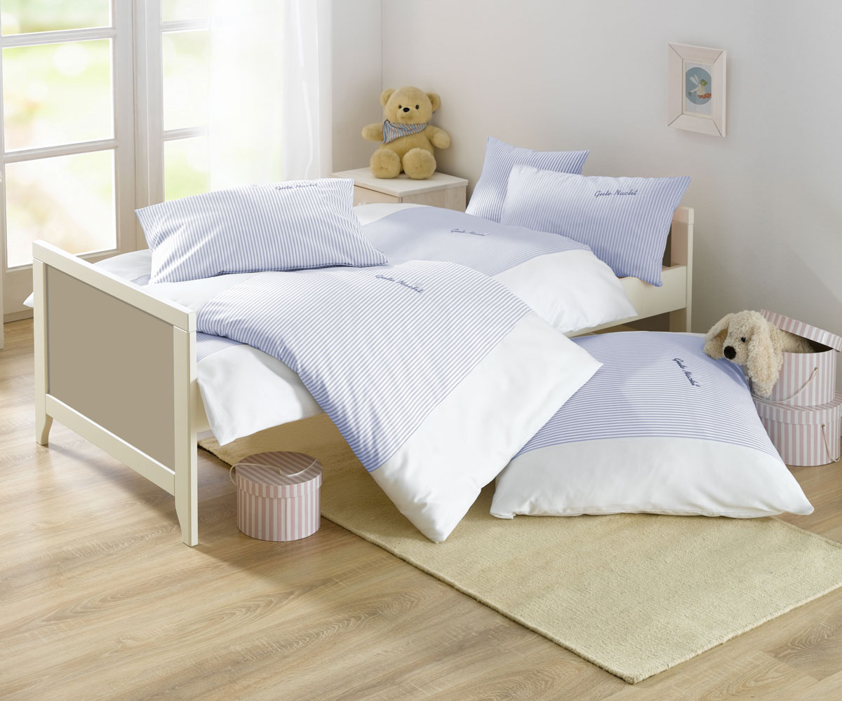 Lorena Mako-Batist Streifen Kinder-Bettwäsche Gute Nacht Blau Garnitur 100x135cm Lorena Mako-Batist Streifen Kinder-Bettwäsche Gute Nacht Blau Garnitur 100x135cm von Lorenchen