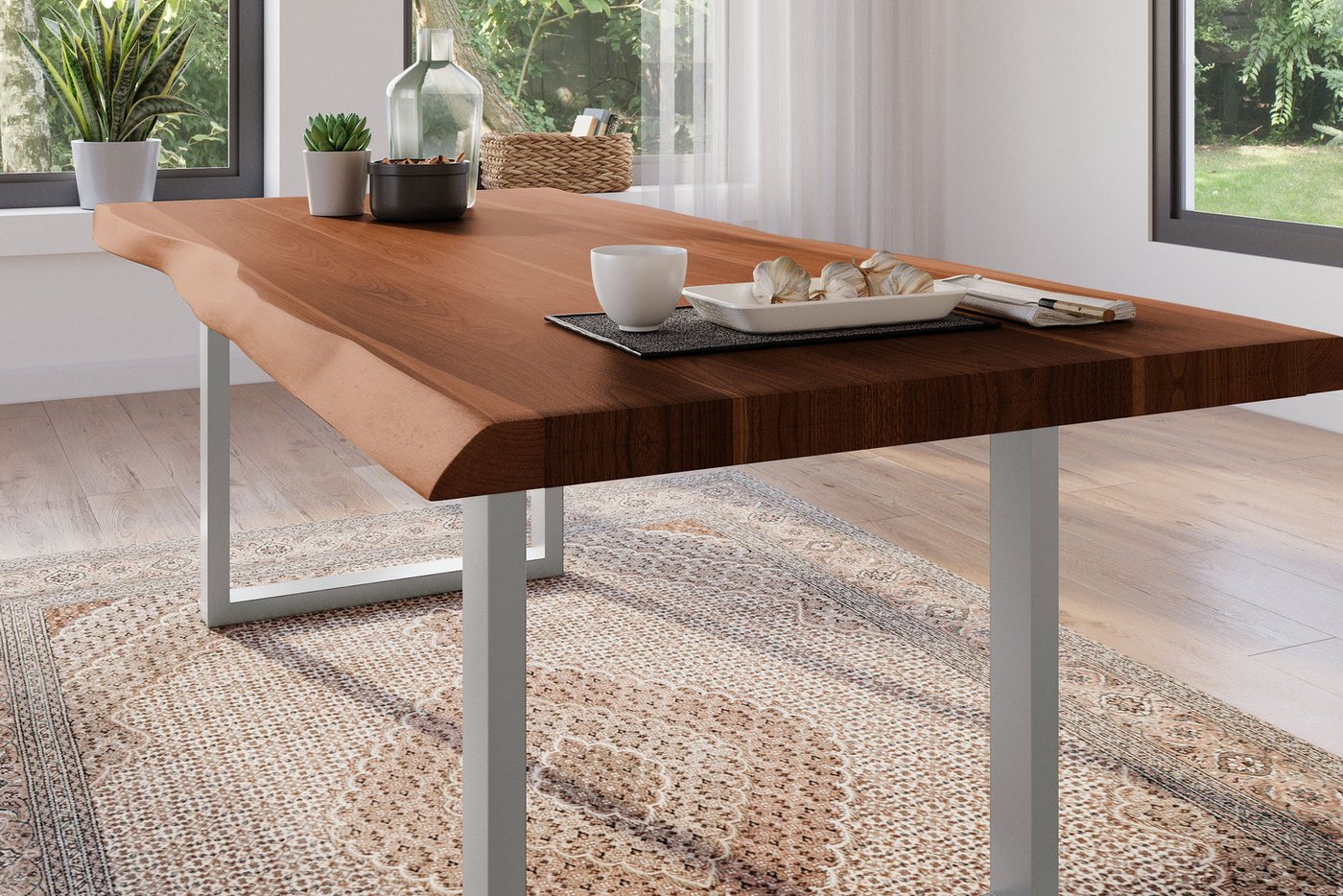 Loreno® Baumkantentisch Atlas (1 Tischplatte und 2 Gestelle), massives Akazienholz, natürliche Baumkante, Metallgestell U-Form von Loreno®