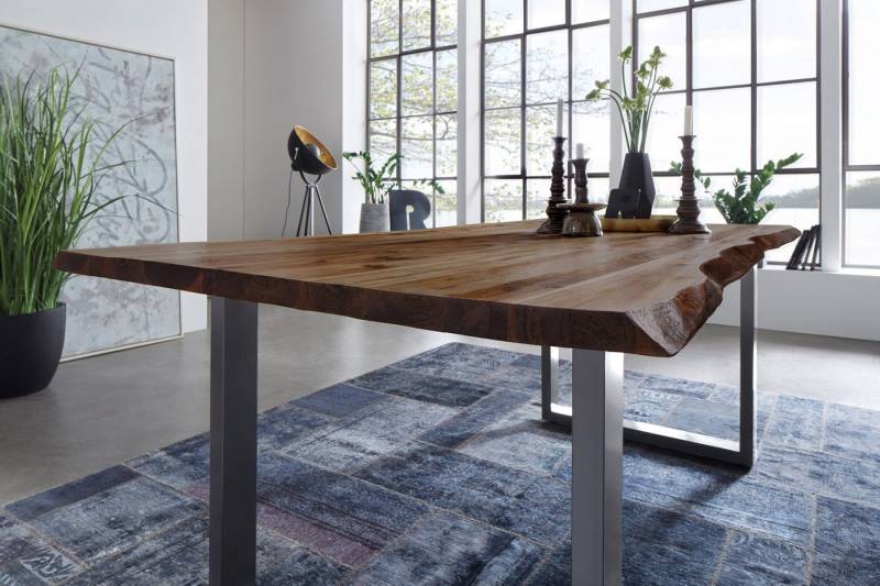 Loreno® Baumkantentisch Mephisto, Akazienholz, natürliche Baumkante, Metallgestell U-Form, bis 3 Meter von Loreno®