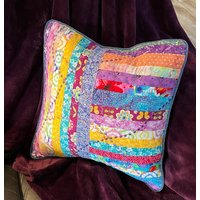 Fun & Scrappy Kissen Dekor Crazy Quilt Inspiriert Sofa Oder Tagesbett Akzent, Stickerei Verschönert "Gestreiftes' Sunshiny Schein - Nur Bezug von LorraineAliceDesigns