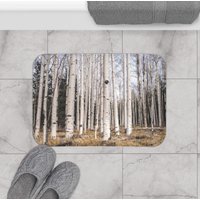 Birkenwald Mikrofaser Badematte, Memory-Schaum Natur Badezimmerteppich, Espen Bäume, Weißer Badewannenteppich, Weiche Küchenmatte, Mikrofaserteppich Birkenwald Mikrofaser Badematte, Memory-Schaum Natur Badezimmerteppich, Espen Bäume, Weißer Badewannenteppich, Weiche Küchenmatte, Mikrofaserteppich von LostInNature