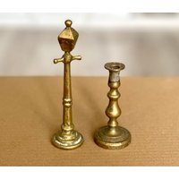 Antiker Kerzenhalter Und Kapelle/Kreuz Figur von LostInTimeLT