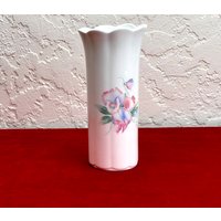 Aynsley Porzellan Vase Made in England, Für Blumen von LostInTimeLT