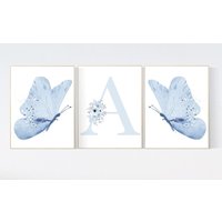 Schmetterling Kinderzimmer Kunstdrucke Blaue Initiale, Mädchen, Zimmer Dekor | 3Er-Set Schmetterling Kinderzimmer Kunstdrucke Blaue Initiale, Mädchen, Zimmer Dekor | 3Er-Set von LotusNurseryArt