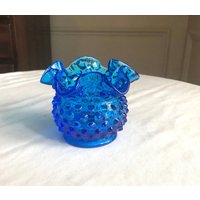 Fenton Art Hobnail Miniature Small 3" Ball Vase 3853 Double Crimped Colinial Blue von LouChristieAntiques