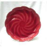 Rote Runde Swirl Keramik Tortenplatte Servierkommode Vanity Tablett Two Tone Vintage von LouChristieAntiques