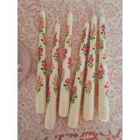Floral Bemalte Kerze. Bemalte Taper Handbemalte Kerzen. Frühlingskerze. Frühlings Dekor. Handbemalt Floral Bemalte Kerze. Bemalte Taper Handbemalte Kerzen. Frühlingskerze. Frühlings Dekor. Handbemalt von LouandCoCandles