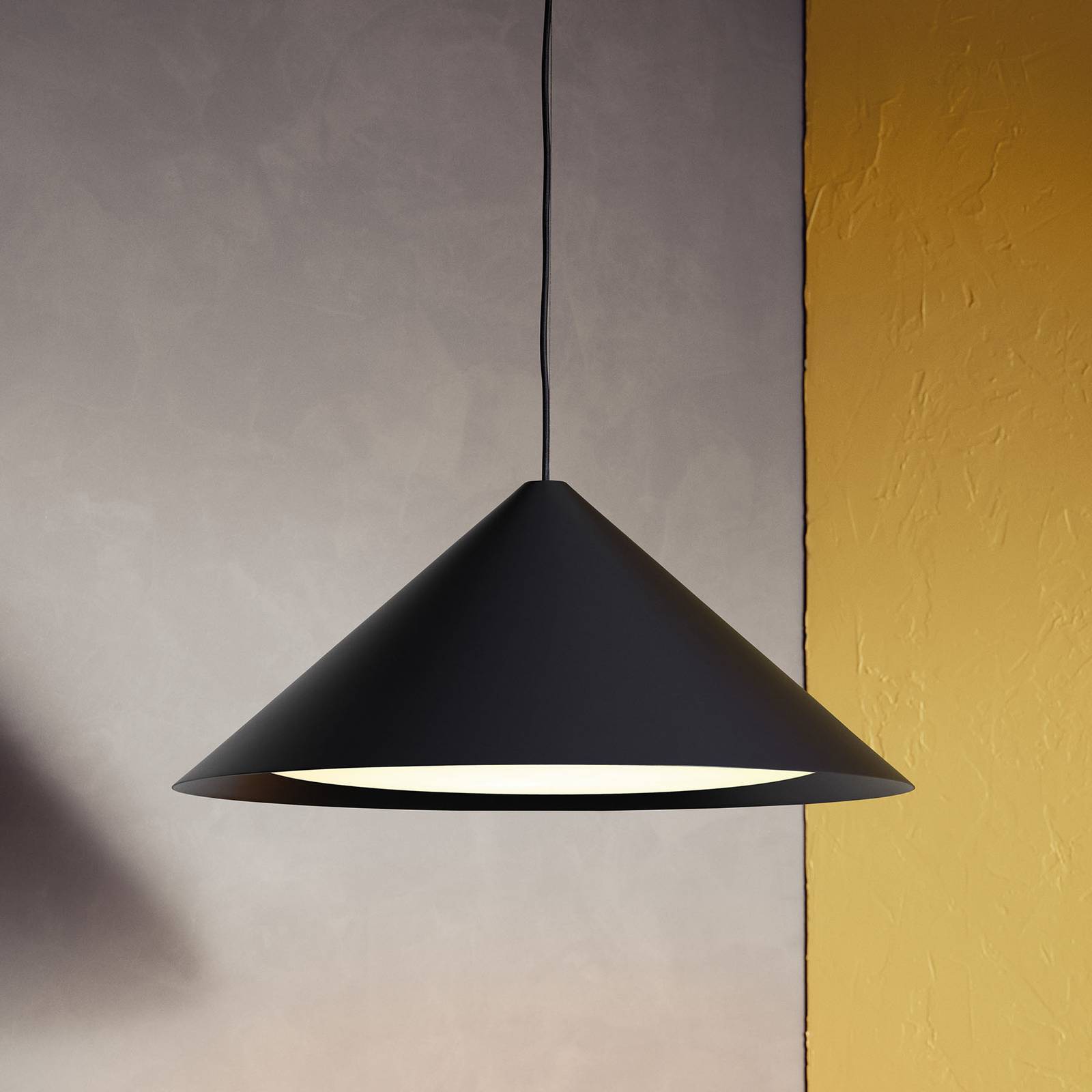 Louis Poulsen Keglen LED-Hängelampe 65cm schwarz von Louis Poulsen