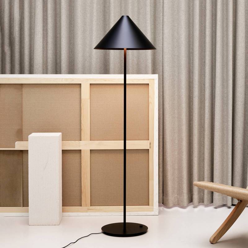 Louis Poulsen Keglen Stehlampe 3.000 K schwarz Louis Poulsen Keglen Stehlampe 3.000 K schwarz von Louis Poulsen