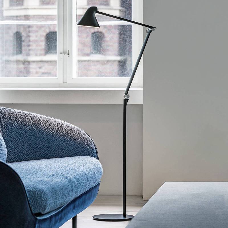 Louis Poulsen NJP LED-Stehleuchte 2.700 K schwarz von Louis Poulsen