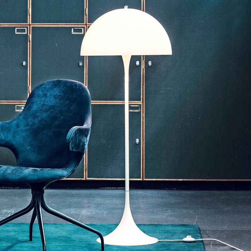 Louis Poulsen Panthella - Design-Stehlampe, opal Louis Poulsen Panthella - Design-Stehlampe, opal von Louis Poulsen