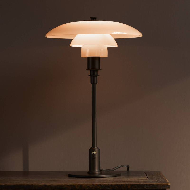 Louis Poulsen Tischlampe PH 3/2, dusty terracotta, E14 von Louis Poulsen