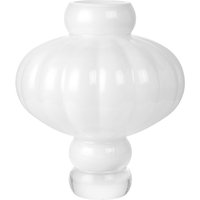 Vase Balloon 03 opal white von Louise Roe