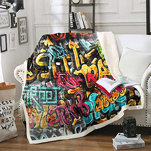 Hippie Graffiti Decke Hip Hop Dekor Wohndecke für Couch Bett Sofa Graffiti Muster Flanell Fleecedecke Straßenkultur Dekor Kuscheldecke Sport Thema Raum Dekor 100x130cm von Loussiesd