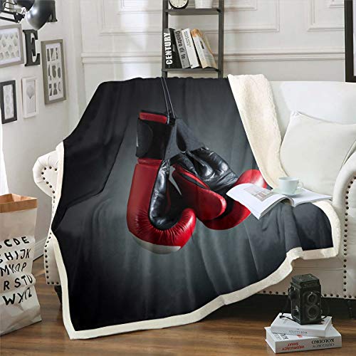 Loussiesd Boxen Flanell Fleecedecke Sportthema Wohndecke 220x240cm für Couch Boxhandschuhe Muster Kuscheldecke Fleckenresistente Faustkampfspiele Decke Loussiesd Boxen Flanell Fleecedecke Sportthema Wohndecke 220x240cm für Couch Boxhandschuhe Muster Kuscheldecke Fleckenresistente Faustkampfspiele Decke von Loussiesd