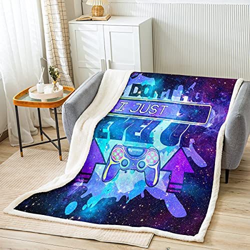 Loussiesd Jungen Spieler Wohndecke Galaxis Spiele Decke 150x200cm Für Kinder Jugendliche Videospiel Regler Kuscheldecke Lila Blau Sternenhimmel Schlafzimmer Dekor Flanell Fleecedecke von Loussiesd