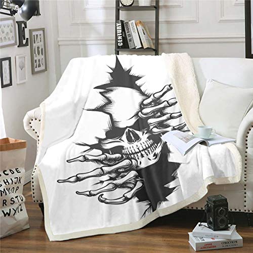 Loussiesd Schädel Muster Wohndecke 130x150cm für Couch Halloween Themen Flanell Fleecedecke Skelett Design Kuscheldecke Horror Schwarz Weiß Gothic Bones von Loussiesd