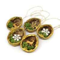 Goldfarbener Baumschmuck Walnuss Hirsch Tannenbaum Weihnachtsbaumschmuck Weihnachtsdeko Walnussschale 5 Stück 3, 78 Euro/Stück von LoveAndCraftsShop