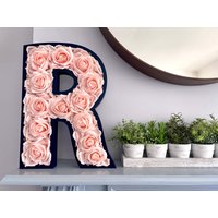 Riesige Blumenbuchstaben, 16-Zoll-Blumeninitialen, 40 cm Großer Rosafarbener Rosenbuchstabe von LoveLettersbyAnalisa