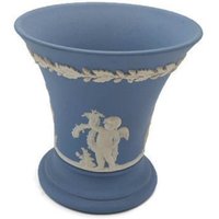 Wedgwood Blue Jasperware - Miniatur Vase Blaue Mit Weißen Figuren Und Blumen Im Relief Offene Trompetenform von LoveNStuff14