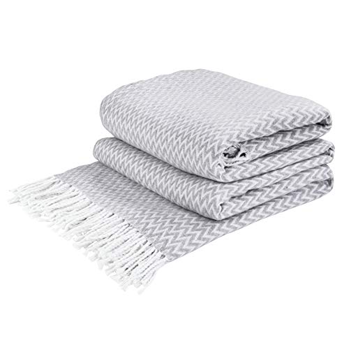 LYHome Baumwolldecke - Tagesdecke Kuscheldecke & Überwurfdecke, Bettdecke Sofadecke Couchdecke & Wohnzimmerdecke, Decken Couch, Baumwolle Plaid Decke Sofa Große (140x200 cm | Hellgrau - Weiß Chevron) von LYHome