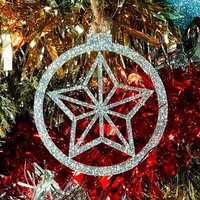 Glitter Star Christbaumkugel Weihnachtsbaum Dekoration - Wunderschöne Weihnachtsverzierung Aus Eiche, Nussbaum Kirschholz Oder Silber, Gold, Rot von LovebyLaser