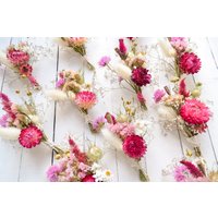 Mini Trockenblumenstrauß, Hochzeit Gastgeschenke, Boho Hochzeitsdekor, Trockenblumenarrangement, Rustikale Boutonniere Mini Trockenblumenstrauß, Hochzeit Gastgeschenke, Boho Hochzeitsdekor, Trockenblumenarrangement, Rustikale Boutonniere von LovelyFlowerUA