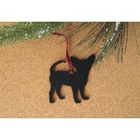 Chihuahua Holzornament, Hund Christbaumschmuck, Weihnachtsdeko Aus Holz, Hundeliebhaber Geschenkidee, Mit Tartanschal von LovelyPerfectStyle