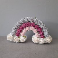 Fröhliche Regenbogen Blumen Kinderzimmer Baby Regal Wanddeko von LovelymakesbyRachel