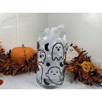 Süße Gespenster Bierkanne Glas | Personalisiertes 16 G. Herbstglas Set Glastasse Geschenkidee Halloween Tasse von LovingArtsCo