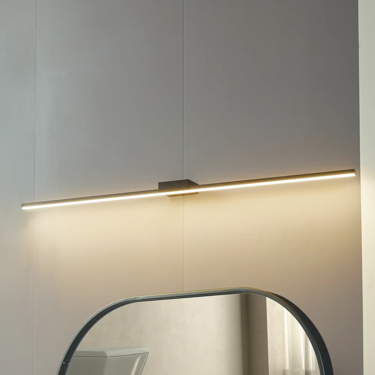 Lucande Led Spiegellampe Kivana Wandleuchte Wandlampe Schwarz Metall 120cm I948 B-Ware Lucande Led Spiegellampe Kivana Wandleuchte Wandlampe Schwarz Metall 120cm I948 B-Ware von Lucande