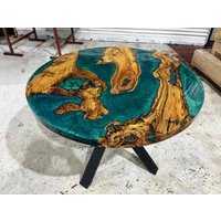 Custom Order Durchmesser Olive Teal Grün Blau Runder Epoxid Couchtisch - Esstisch-Bürotisch - Küche Und Esszimmer - Harz - %100 Handmade von LucarellaWoods