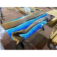 Custom Order Walnuss Holz Blue River Epoxy Tisch - Esstisch Küche Und Esszimmer Couchtisch Bürotisch Live Edge % 100 Handmade von LucarellaWoods