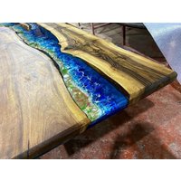 Sonderanfertigung Walnuss Aquarium Blue River Epoxy Tisch- Esstisch - Küchentisch Couchtisch Bürotisch-Kostenloser Versand-%100 Handmade von LucarellaWoods