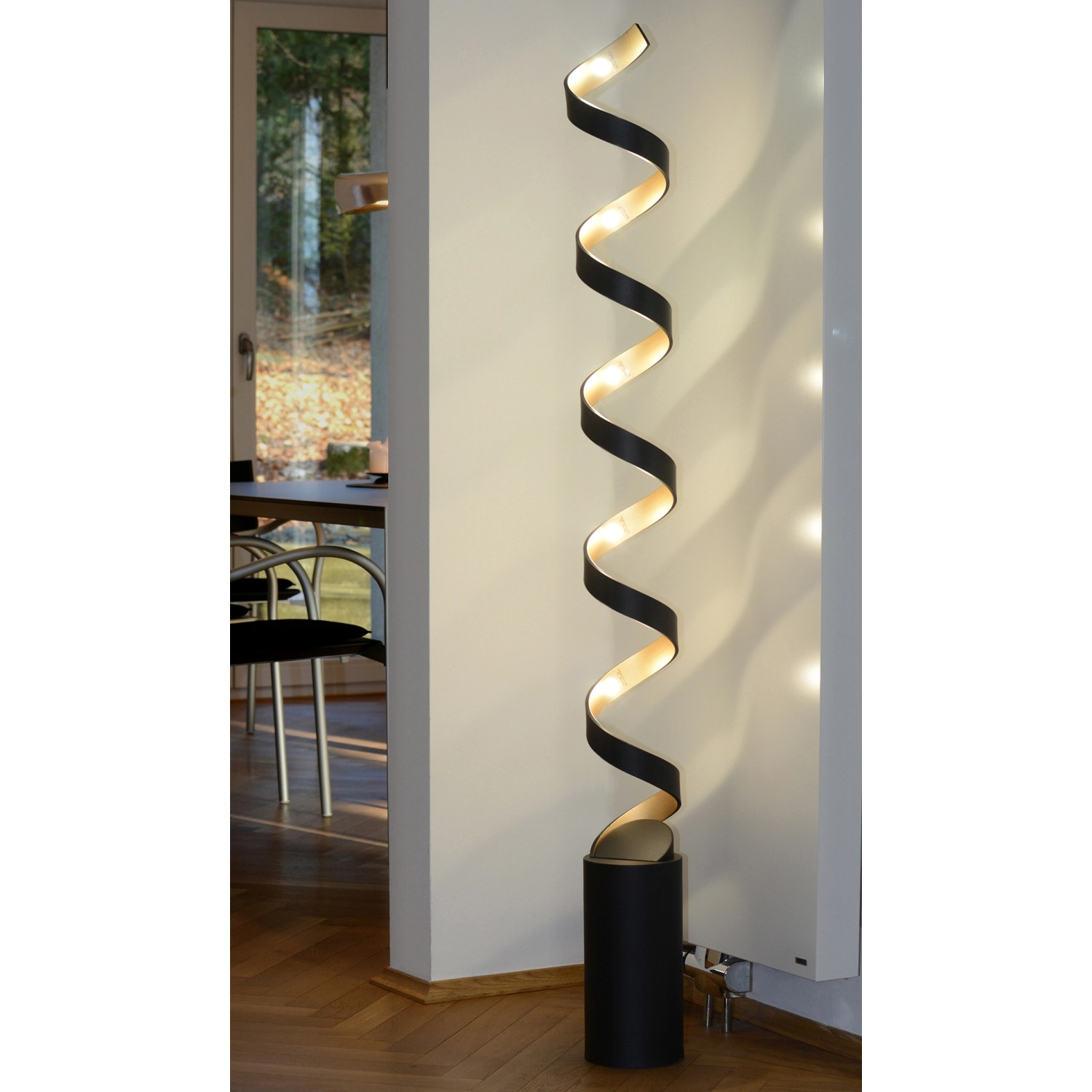 Luce Design LED-Stehleuchte Helix Schwarz-Gold 152 x 14,5 x 14,5 cm von Luce Design