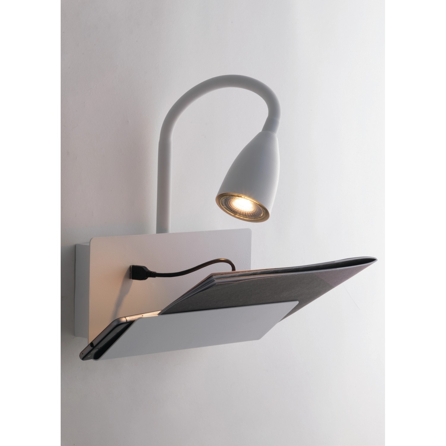 Luce Design Wandleuchte Gulp 1-falmmig Weiß 27 cm x 23 cm x 49 cm von Luce Design